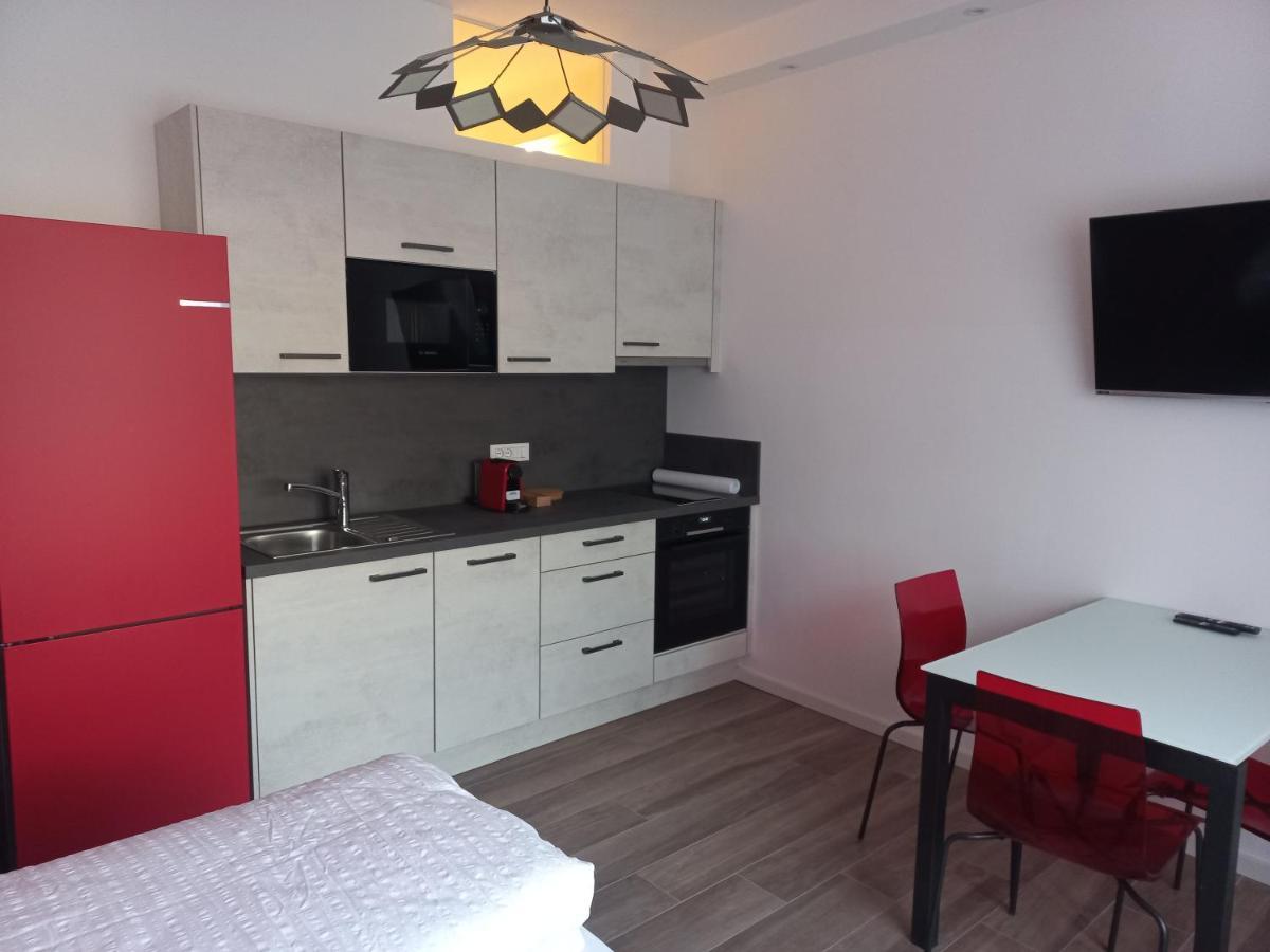 Studio-Appartment - Hotel Lux Merano Extérieur photo